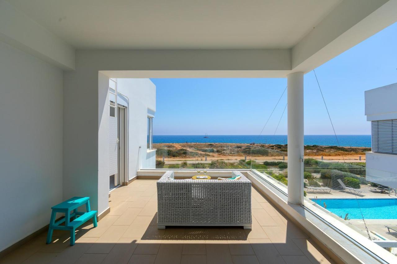 Protaras Beachfront Villa Alia Zewnętrze zdjęcie