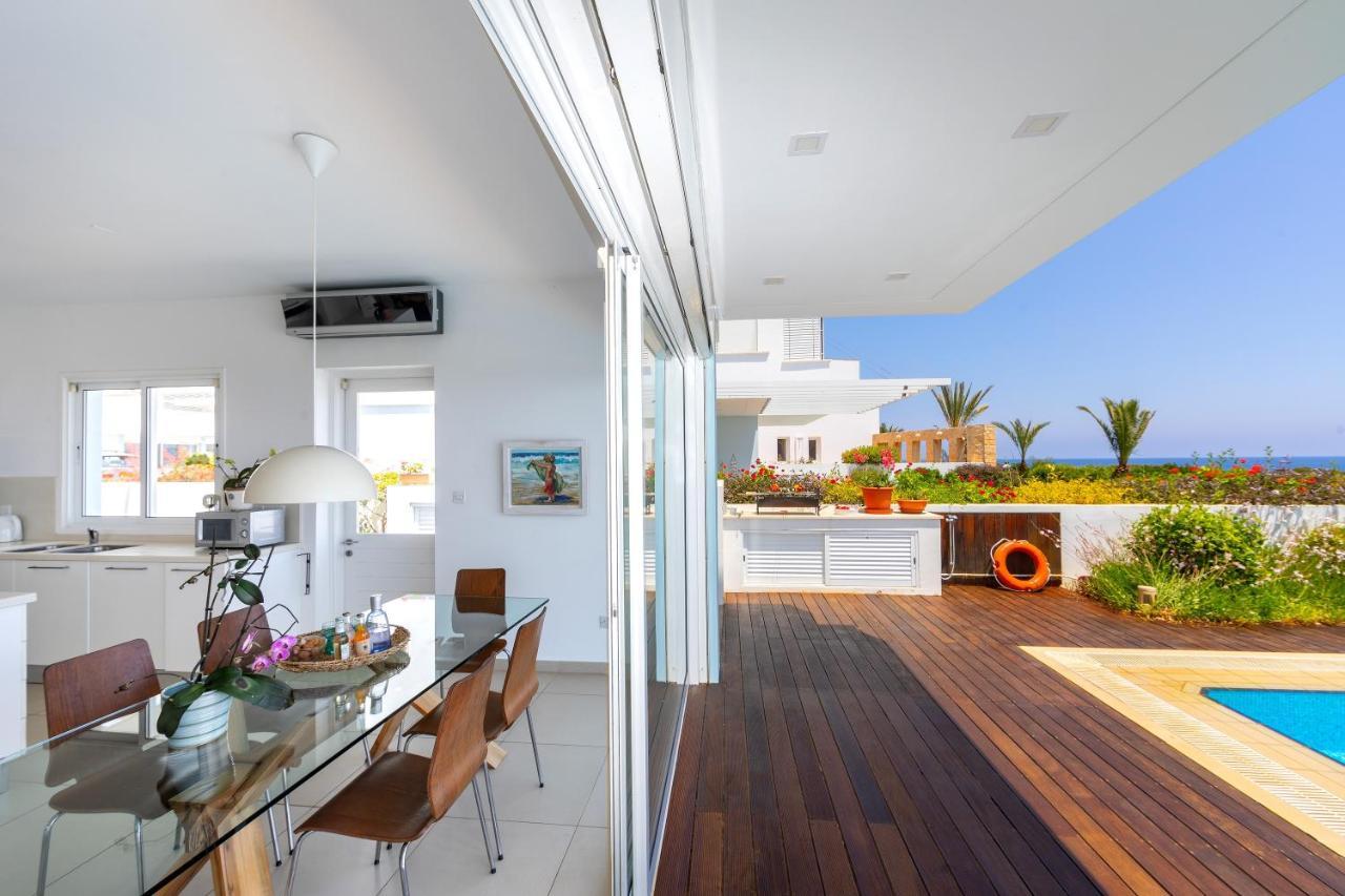 Protaras Beachfront Villa Alia Zewnętrze zdjęcie
